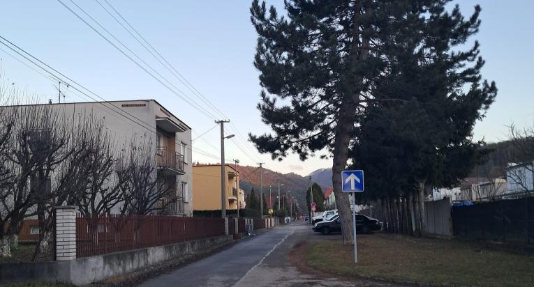 Skala - jednosmerka