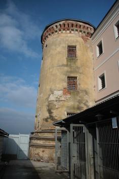 Obranná veža