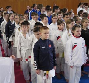 Karatisti priniesli z Pezinku 29 medailí